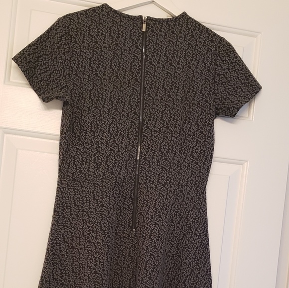 Loft dress - Picture 2 of 6